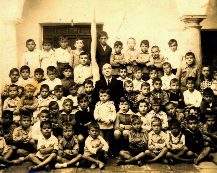 Ildefonso Rabanillo en su escuela en la calle Vallecillo Luján nº 21, en el año 1935. Imagen cedida por Juan Antonio García Rojas,